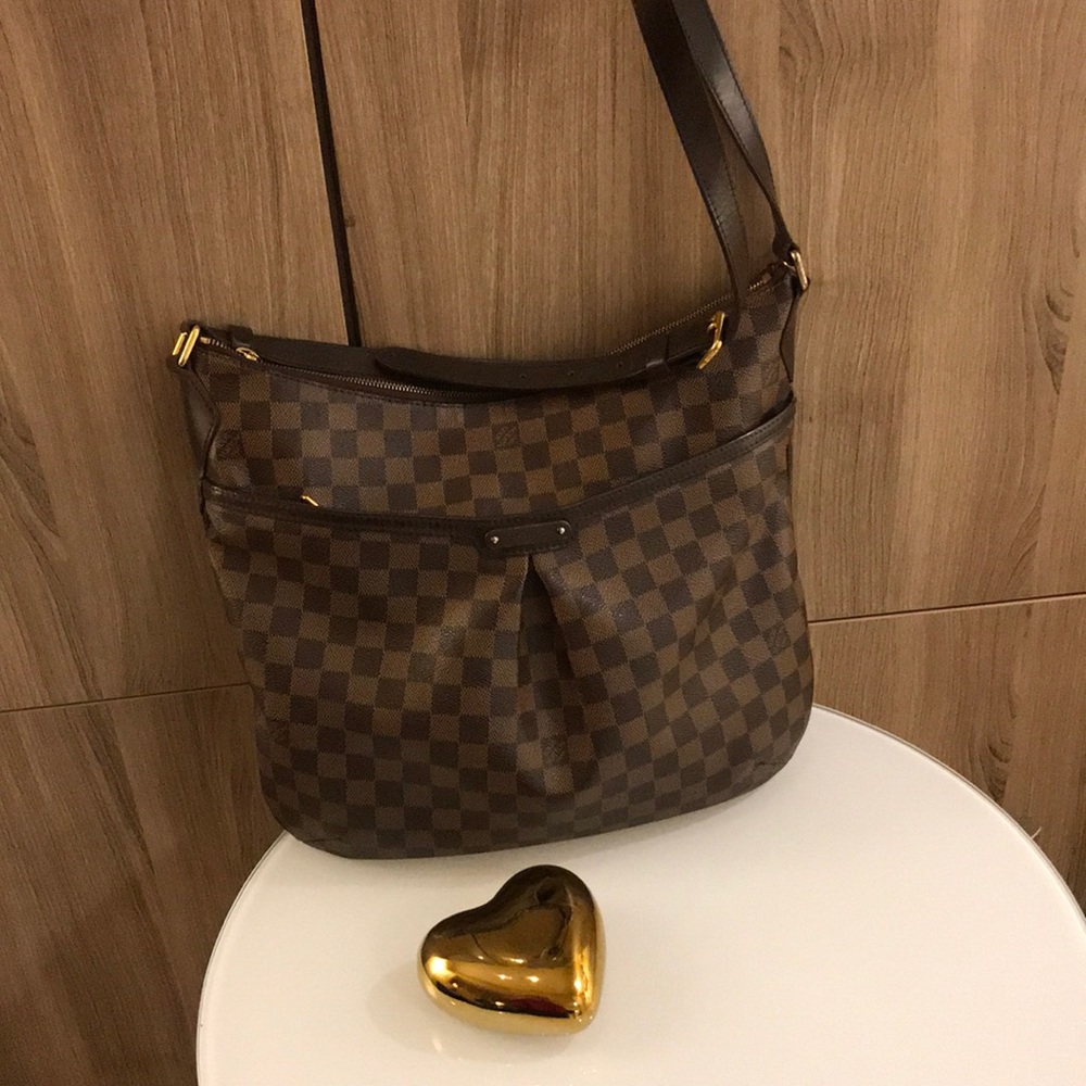 bloomsbury louis vuitton gm